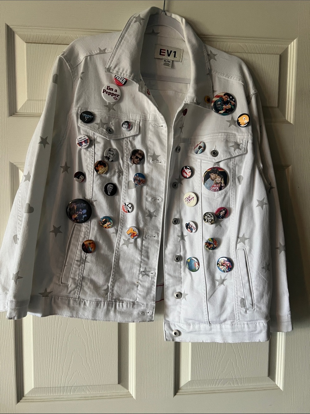 Totally 80s White Star Denim Jacket with Button Pins